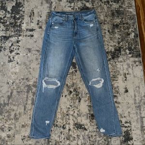 American Eagle High Waisted Straight Leg Ankle Jeans